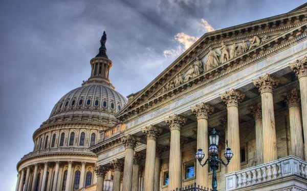 US Catholic bishops urge resumption of coronavirus stimulus talks