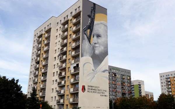 Polish city unveils giant St. John Paul II mural in centenary year