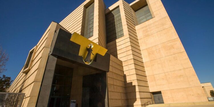 California Catholic bishops fighting 2019 clergy sex abuse law