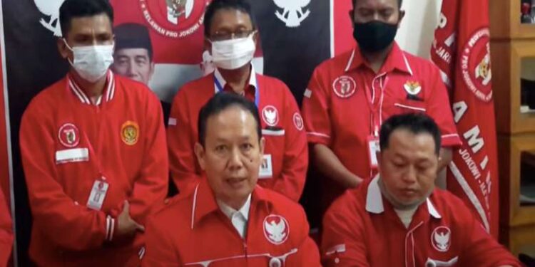 Police arrest Indonesian politician over racist slurs