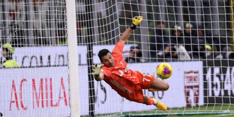 Leading soccer goalkeeper in Italy faces penalty for blaspheming