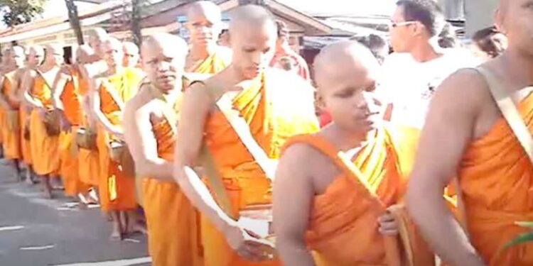 Cambodians accused of pretending to be monks at Thai temple
