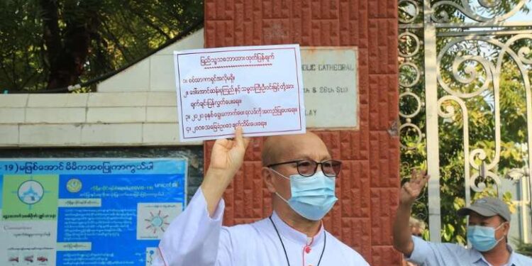Myanmar bishop gives anti-coup protesters moral support