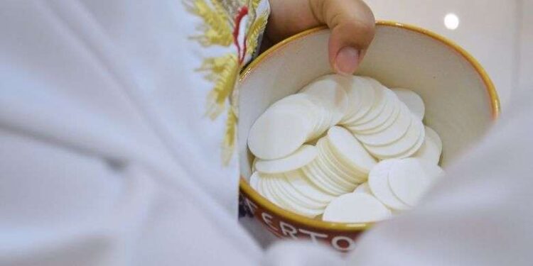 US Bishop warns against ‘weaponization of Eucharist’ with elected officials