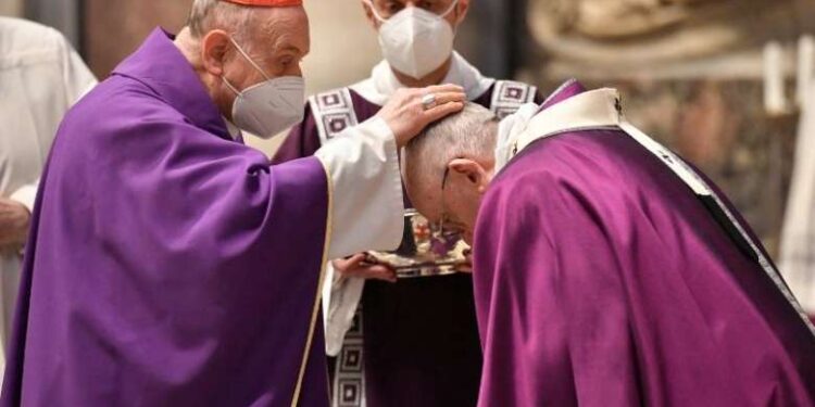 For Lent, ask if one’s life is centered on God or oneself, pope says