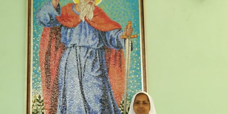 Religious sister preaches Christ through sacred art
