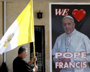 ‘Not a good idea:’ Experts concerned about pope trip to Iraq