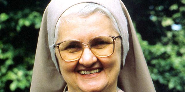 ‘The shenanigans’ at Mother Angelica’s first vows