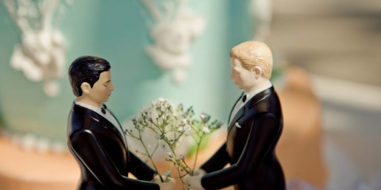 Bishop urges prayer, fasting in response to blessings of same-sex couples in Germany