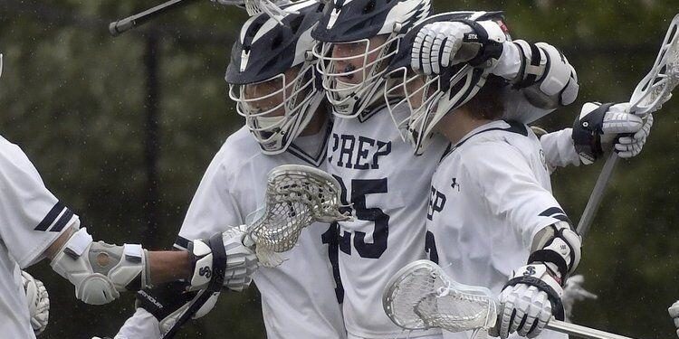 Eagles pull away from Hingham in second half to remain unbeaten | Sports