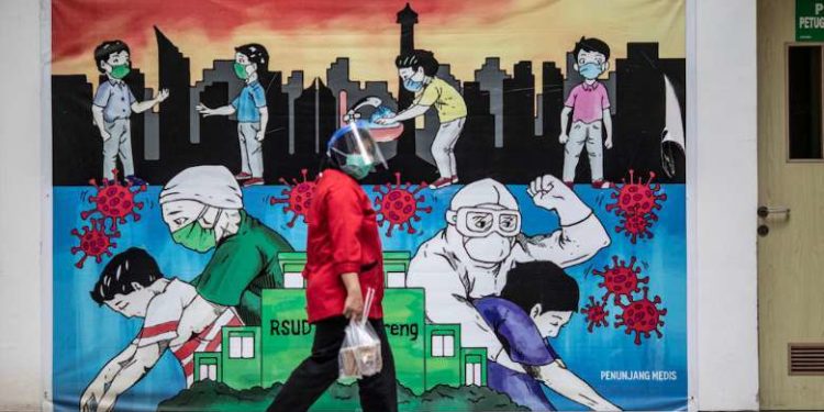 Alarming surge in Covid-19 cases spreads fear in Indonesia