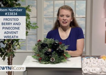 33834_FROSTED BERRY AND PINECONE ADVENT WREATH