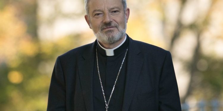 Irish Catholic dioceses to go ahead with First Communions, confirmations after government advises delay