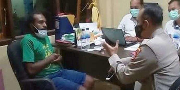 Extended detention of Papuan leader sparks outcry