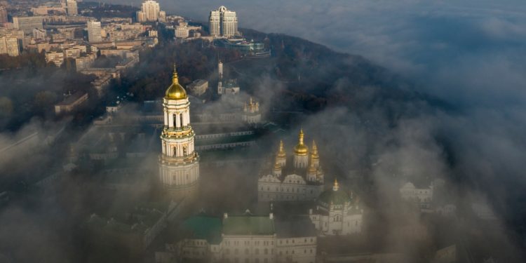 Kyiv’s mayor invites Pope Francis to come to Ukrainian capital