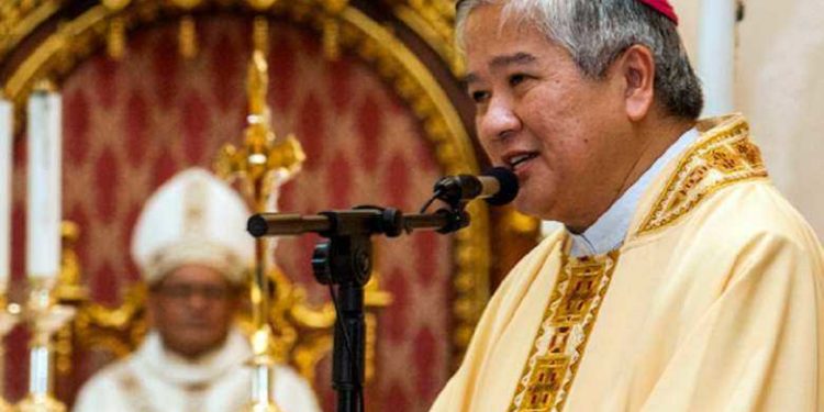 Filipino bishop gives priests election rallying cry
