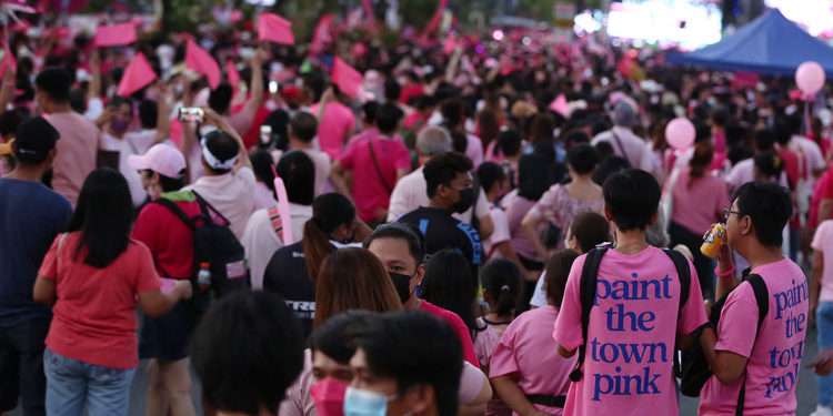 Robredo bandwagon banks on grassroots to battle Marcos juggernaut