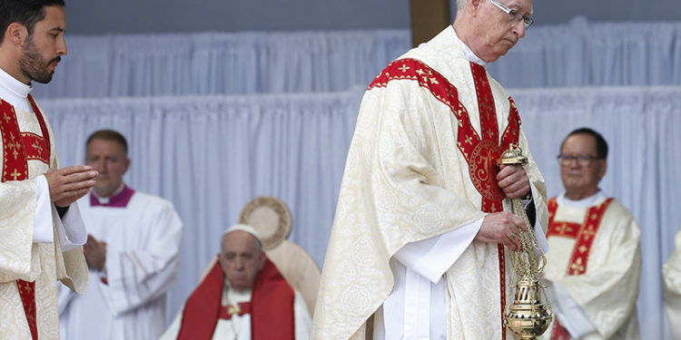 Canadian bishops say they’ll follow pope’s example with Indigenous