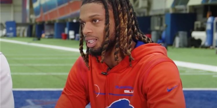 Outpouring of prayers for NFL player Damar Hamlin from Catholic high school, fellow players