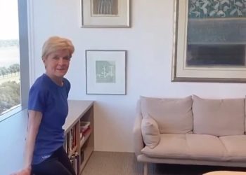 Julie Bishop’s brilliant comeback after being accused of using Instagram filters