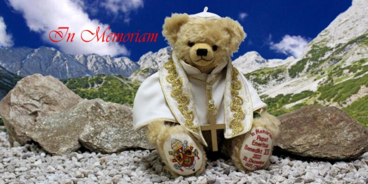 Meet the ‘Benedict Bears’: Cuddly companions commemorate the late pope emeritus