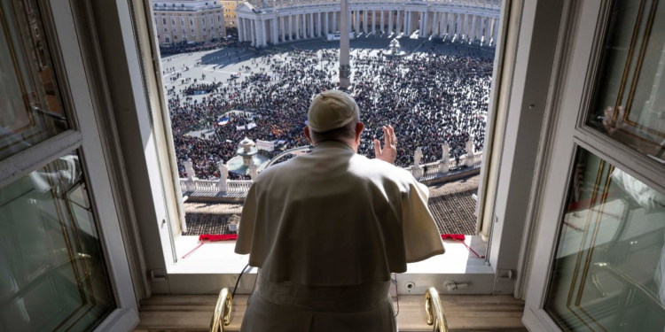 Pope Francis decries culture that ‘throws away’ unborn children, elderly, poor