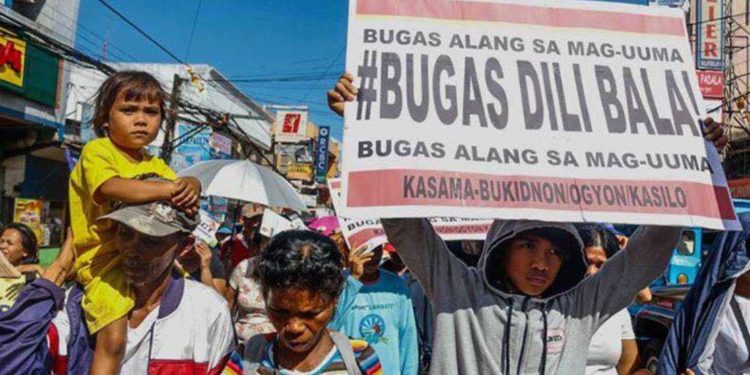 Filipino farmers decry soaring prices of food and fuel