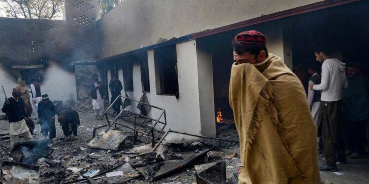 Minorities worry as Pakistan sharpens blasphemy law