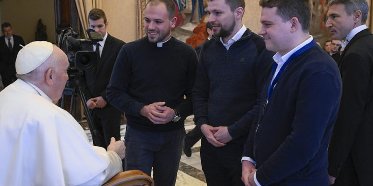 To improve liturgy, involve the people, pope says