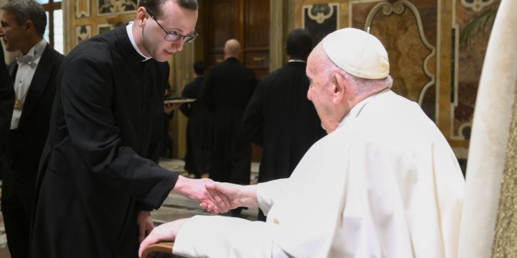 Pope Francis: Synodal journey ‘a challenge and task’ for American seminarians