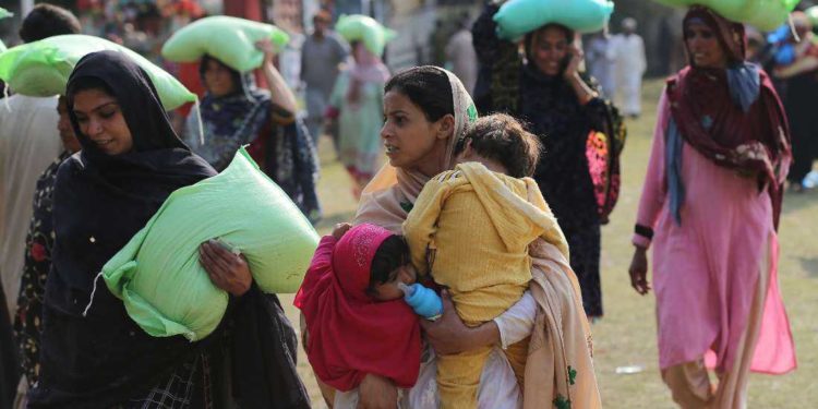 One person dies in stampede for free flour in Pakistan