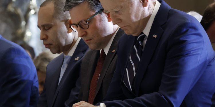 National Prayer Breakfast brings politicians together ‘in the spirit of Jesus’