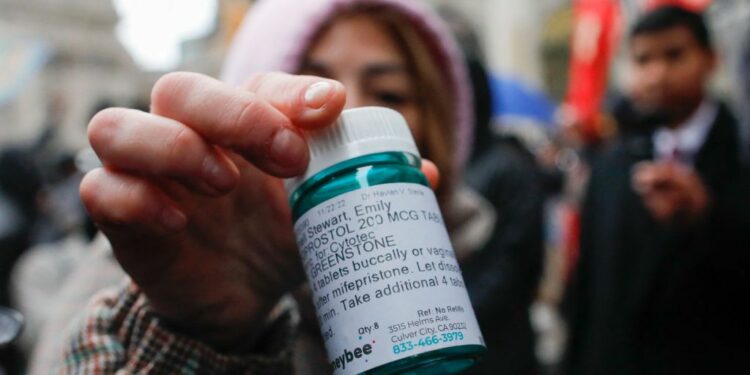 Pro-life scholars challenge study that claims abortion pills are ‘safe’ and ‘effective’