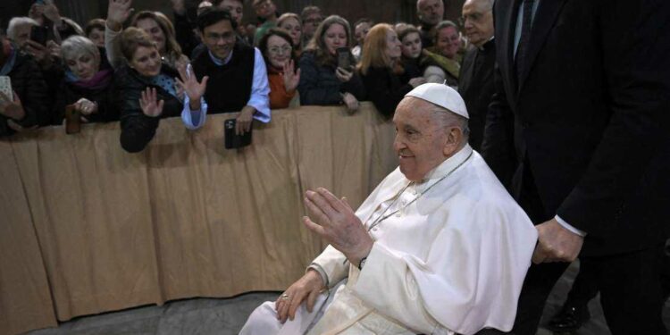 Rediscover the joy of simplicity, pope says