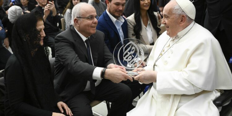 Pope Francis, weakened by ‘a bit of a cold,’ has aide read reflection before hospital visit