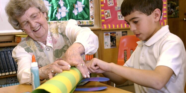 Pope Francis tackles throwaway culture