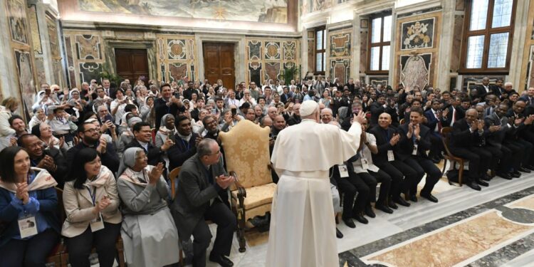 Pope Francis Calls for Gratitude and Confidence in the Future