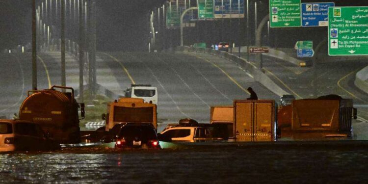 Dubai airport, roads still deluged after heaviest rains