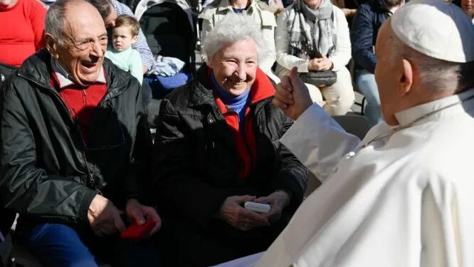Pope Francis to meet with thousands of grandparents and their grandchildren at the Vatican