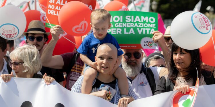 Italy set to pass amendment allowing pro-life groups into family planning clinics 