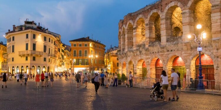 Pope Francis to visit Verona for a trip centered on peace and justice