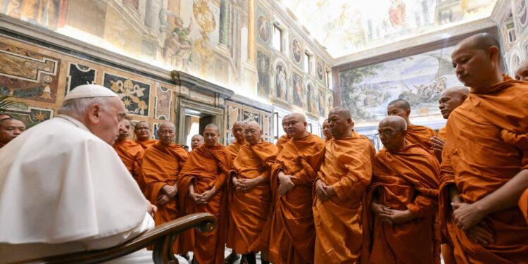 Exploring the Dialogue between Pope and Buddhist Monks