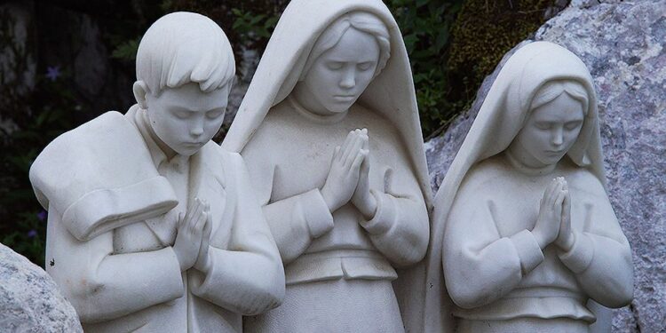 9 things to know and share about Fátima