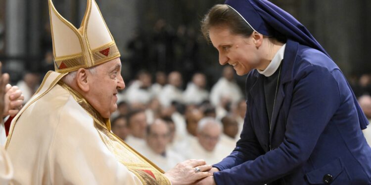 Pope Francis hails ‘immense gift’ of vocation to the consecrated life