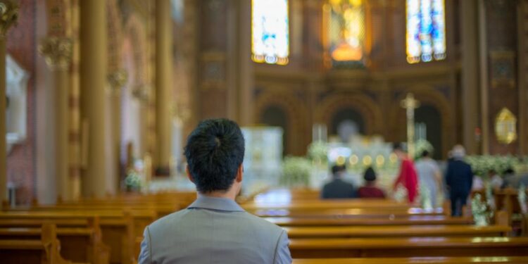 Analysis shows number of nonreligious Americans stabilizing after prior surge