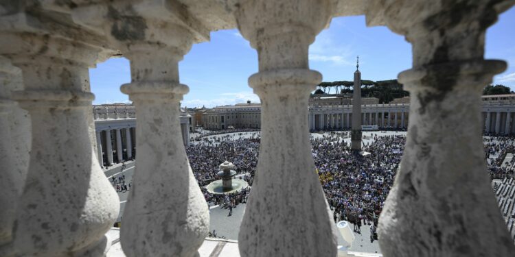Armed priest arrested as he tried to enter the Vatican for Pope Francis’ Regina Caeli