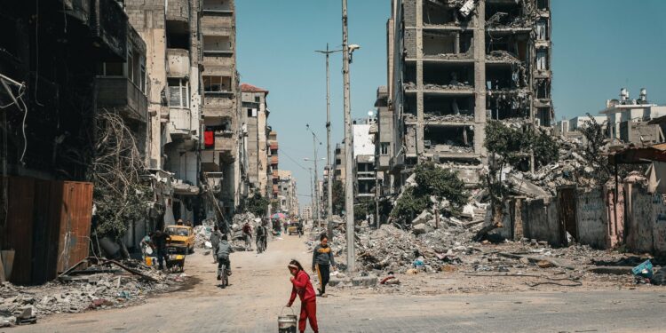 Humanitarian Aid Gaza: Urgent Action Needed for War-Torn People