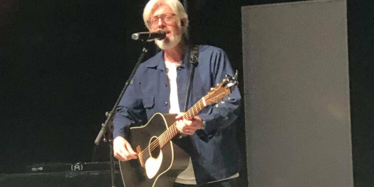 Discovering the Message of Unity in Matt Maher’s Music