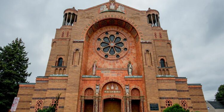 Preservation group launches campaign to save New York churches from closure