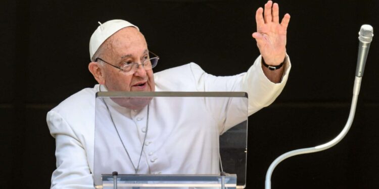 Pope Francis Angelus: Overcoming Individualism and Envy